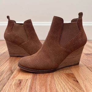 Caslon Willa Wedge Booties